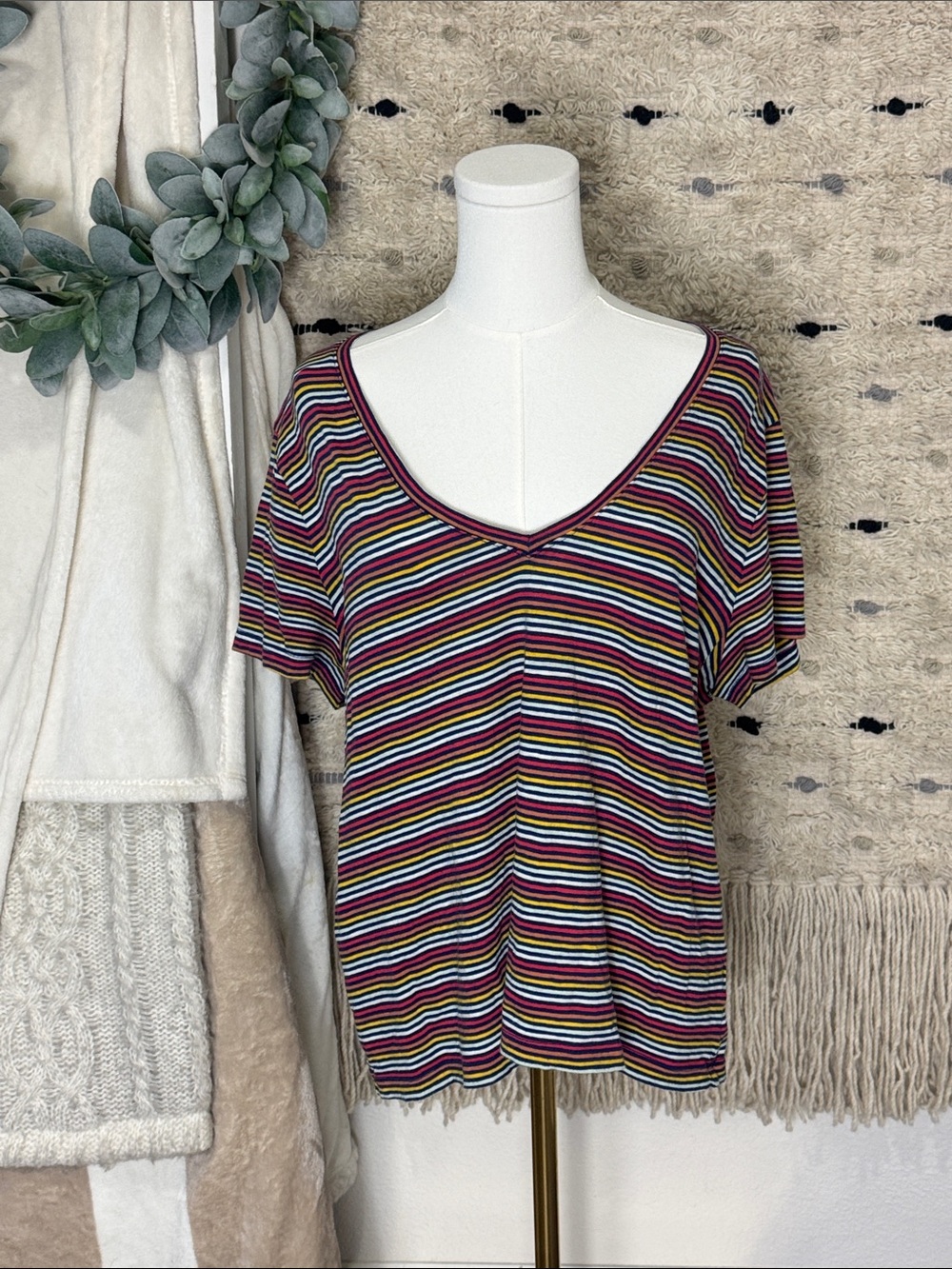Madewell Multicolor Striped V-Neck Short Sleeve Tee size xxl